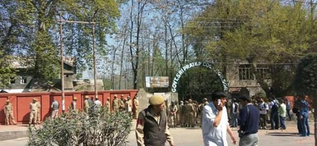 Students Clash With Forces In Srinagar