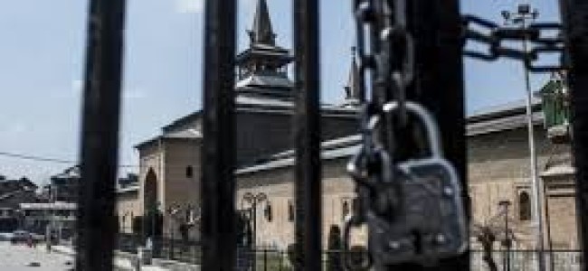 COVID: No Friday prayers in Jamia Masjid, Hazratbal, others shrines in Kashmir