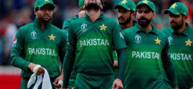 Pakistan team cleared to leave isolation in New Zealand after negative Covid tests
