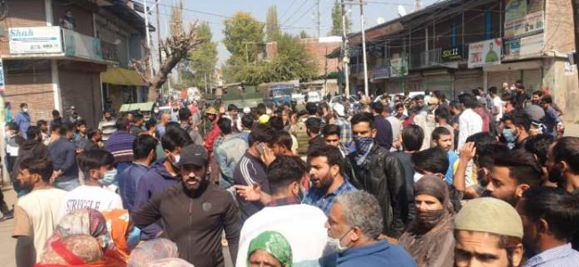 Protests in Srinagar’s Rawalpora after army thrashes two youth