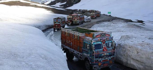 Only stranded traffic to be allowed on Jammu-Srinagar highway tomorrow