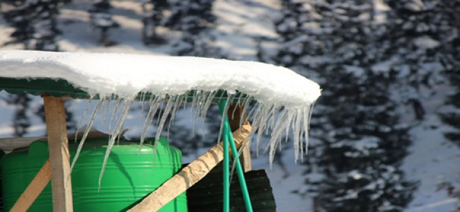 Freezing conditions continue across Kashmir