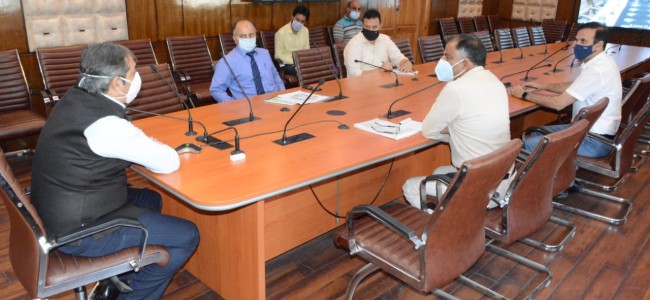 Advisor Baseer Khan reviews progress on replacement of Barbed wire, poles