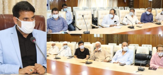 DC Srinagar holds interaction with Tourism Associations