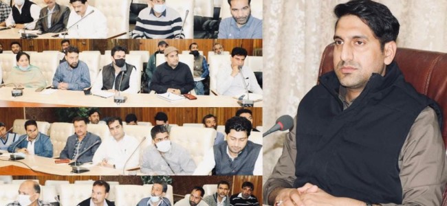DC Srinagar for Prompt, Quality Disposal of Migrant Grievances