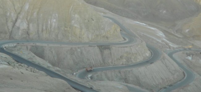 Scenic Ladakh Highway; Pic by: Mudasir Khan