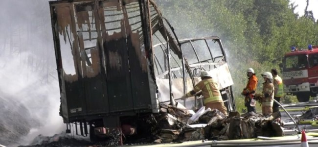 18 missing in German bus crash ‘probably dead’: police