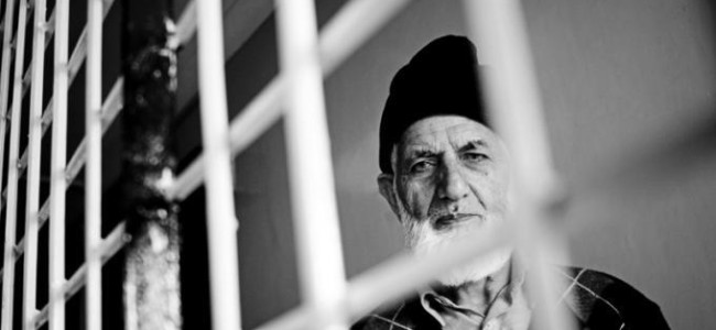 Geelani completes 7 years of house detention.
