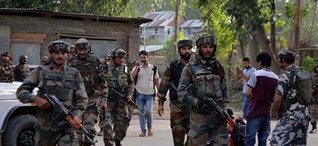 Cordon lifted as intense clashes break out in pulwama village