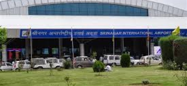 Airport authorities to reduce night parking fee at Srinagar