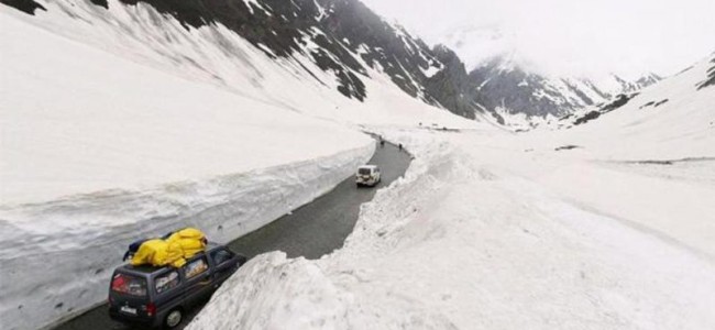 Srinagar-Leh highway thrown open for vehicular movement