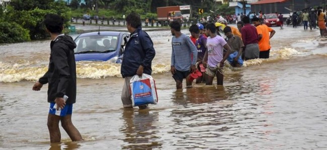 Kerala floods: Death toll mounts to 324 as rains wreak havoc in God’s own country