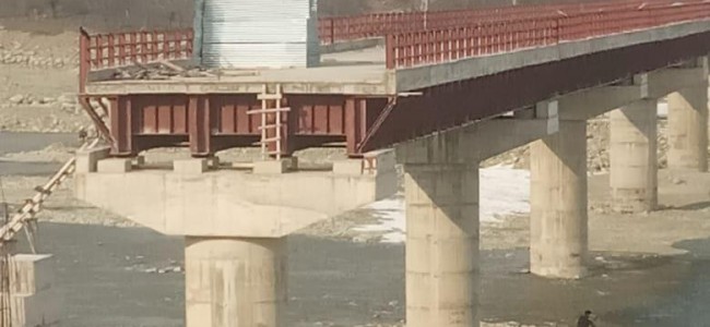 Incomplete Bridge takes human life, administration in slumber at Kulgam