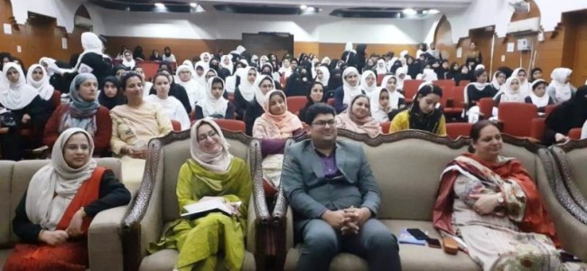 JKEDI holds boot camp at Women’s College Srinagar