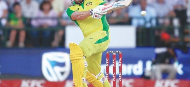 Warner, Finch help Aussies outclass SA in T20 series decider