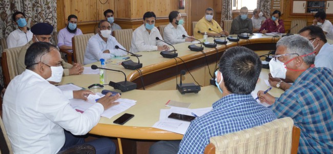 Div Com chairs weekly Covid-19 review meeting