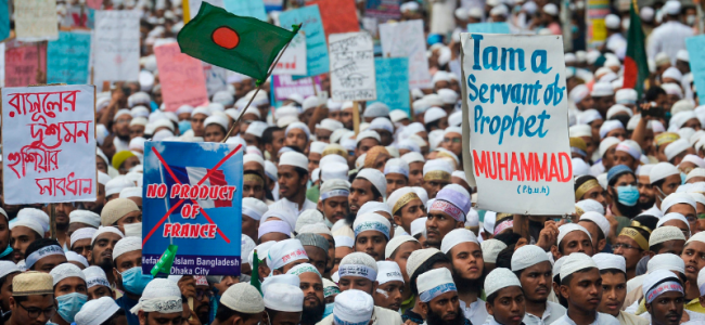 Tens of thousands take part in BD rally, call for action against France