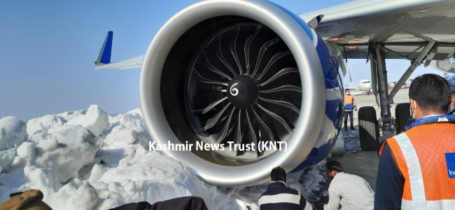 Indigo plane comes close to snow mound at Srinagar airport, passengers deboarded