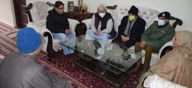 Lt Governor visits family of slain goldsmith Satpal Nischal, who was killed by terrorists at Srinagar