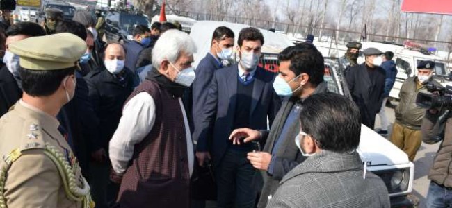 Lt Governor reviews restoration of essential services in Kashmir