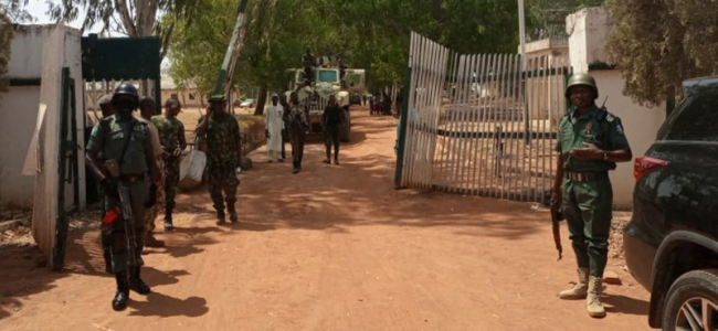 Nigerian gunmen abduct 30 students in college raid