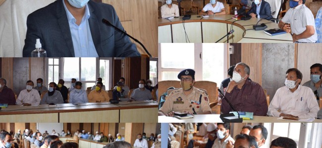 DC Kulgam interacts with religious leaders, Auqaf, trade members