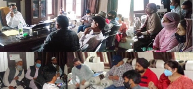 SDM Gool reviews functioning of departments, progress on vaccination