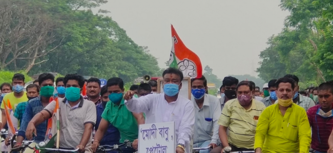 As Petrol Price Breaches Rs 100 Per Litre Mark In Kolkata, TMC Minister Cycles 38 Km In Protest