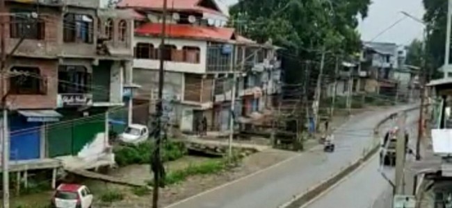 Pulwama gunfight: Curfew imposed in town, internet suspended in district