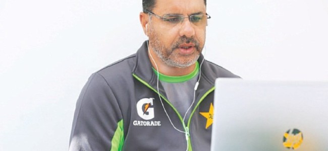 Waqar lauds bowlers despite defeat in first Test