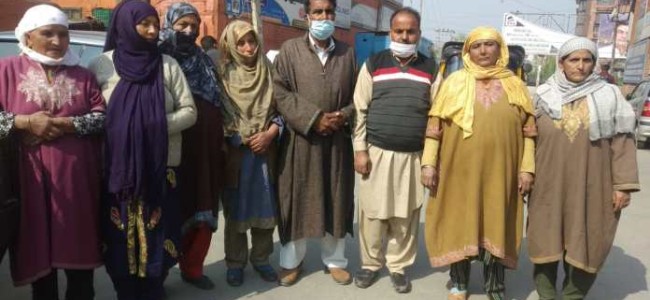 Detained in Agra, the families of Kashmiri students appeal for their release