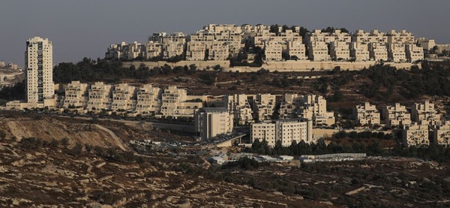 Israel gives final OK to 1,800 West Bank settler homes
