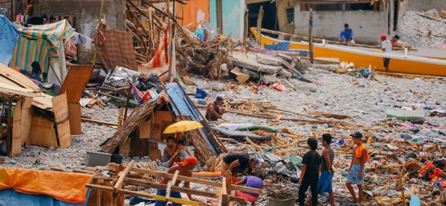 Philippine death toll from its strongest typhoon of year tops 400