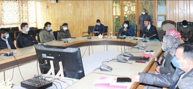 DM Pulwama reviews earthquake disaster management challenges