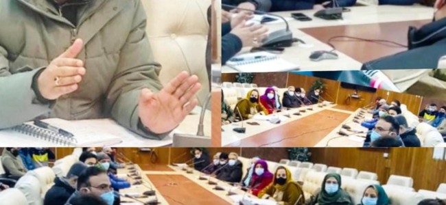 DC Srinagar draws Action Plan for Covid mitigation in view of surging cases
