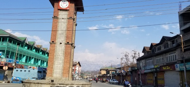 Life disrupted in Kashmir due to weekend lockdown
