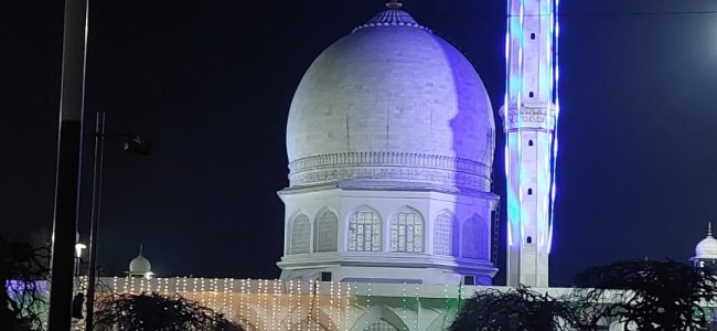 People converge for night prayers at Dargah Hazratbal