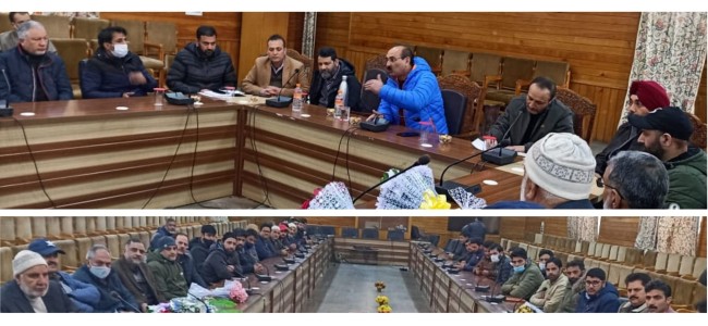 Dir Agriculture Kashmir held interactive meeting with pesticide, seed, fertilizer dealers