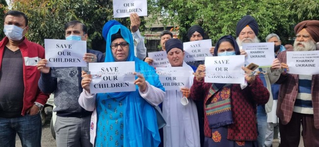 Students stuck in Ukraine from J&K have their worried parents on Streets