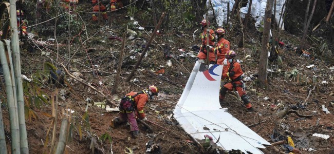 Search finds 49,000 pieces of plane in China crash