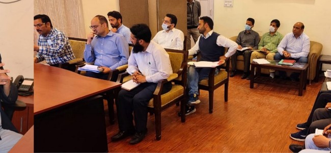 Pr. Secy I&FC reviews progress on ongoing projects of department across Kashmir