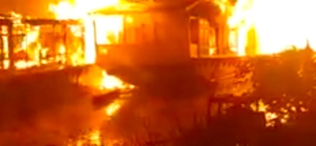 Devastating fire consume seven houseboats at Nigeen Lake