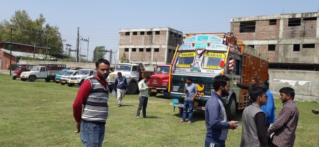 Aggrieved drivers in Ganderbal allege manhandling and corruption