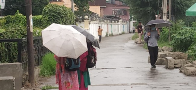 Rains lash Jammu, cloudy weather in Kashmir