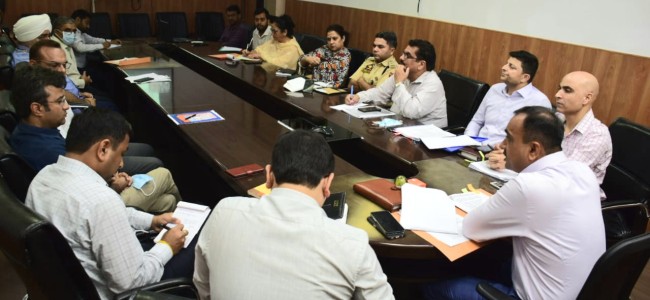 Div Com Jammu reviews measures to curb drug abuse, narcotic peddling in districts