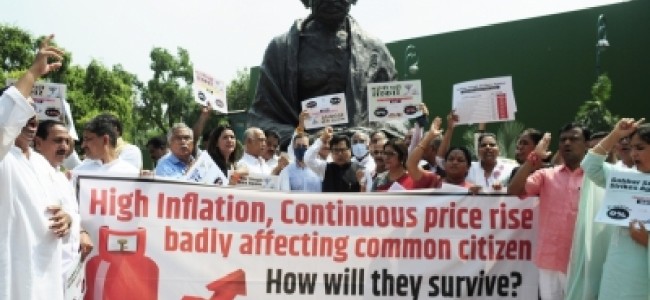 Opposition to protest against inflation in Parliament