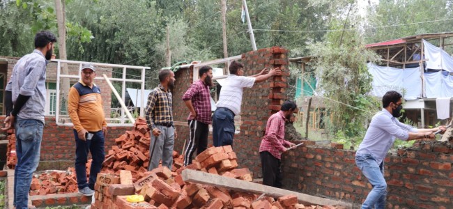 LCMA conducts special demolition drive in Srinagar areas
