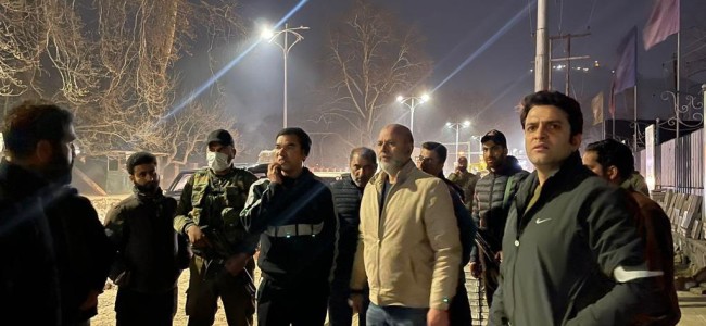 Div Com Kashmir takes late night tour of City
