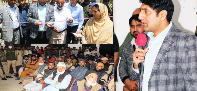 DC Srinagar inaugurates programmes under Kissan Sampark Abhiyan