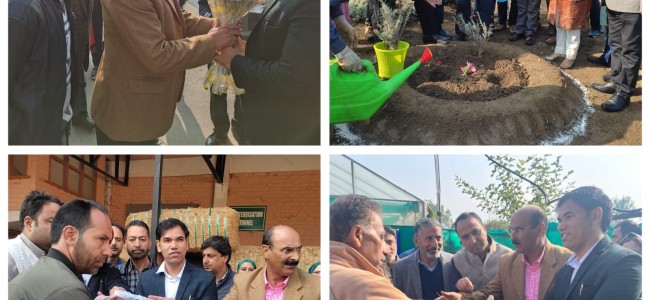 Div Com Kashmir visits Kitchen Garden, IMDC, Floriculture scheme, grow out section & vegetable market Lalmandi